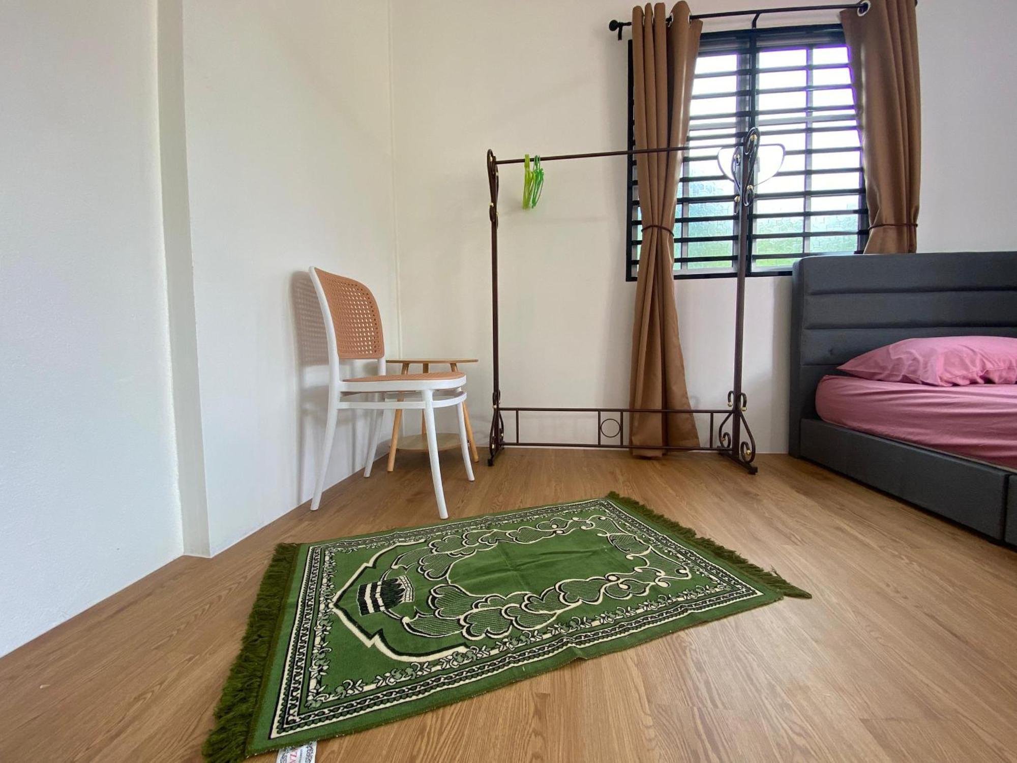Roomstay Cikgu Mie 바얀레파스 외부 사진